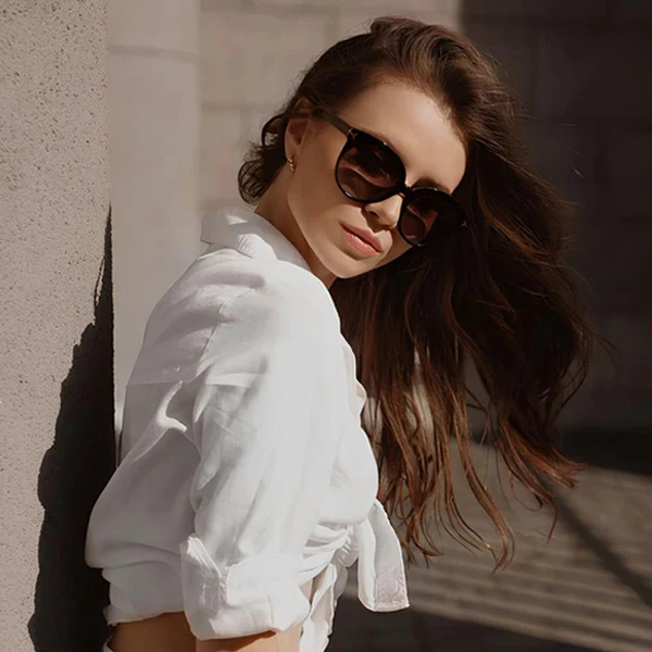 Cool & Confident